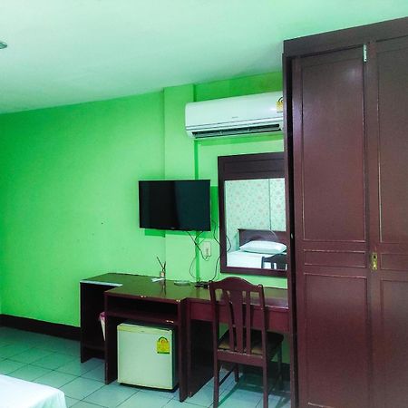 Woodlands Inn Bangkok Zewnętrze zdjęcie