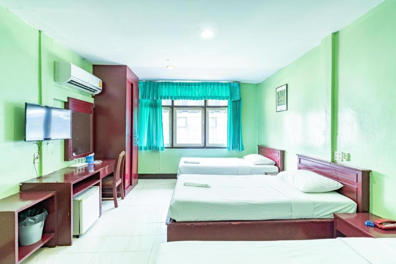 Woodlands Inn Bangkok Zewnętrze zdjęcie