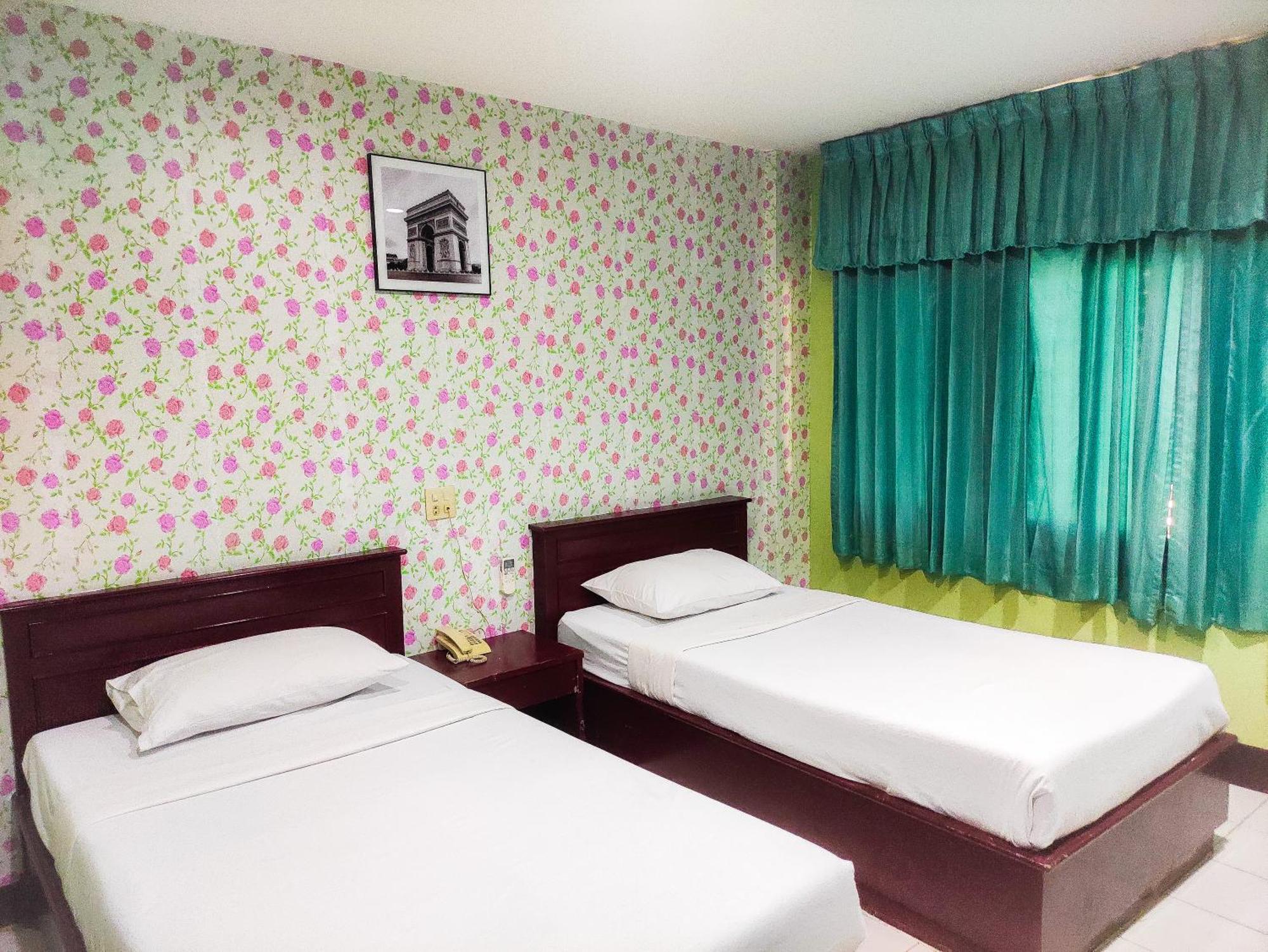 Woodlands Inn Bangkok Zewnętrze zdjęcie