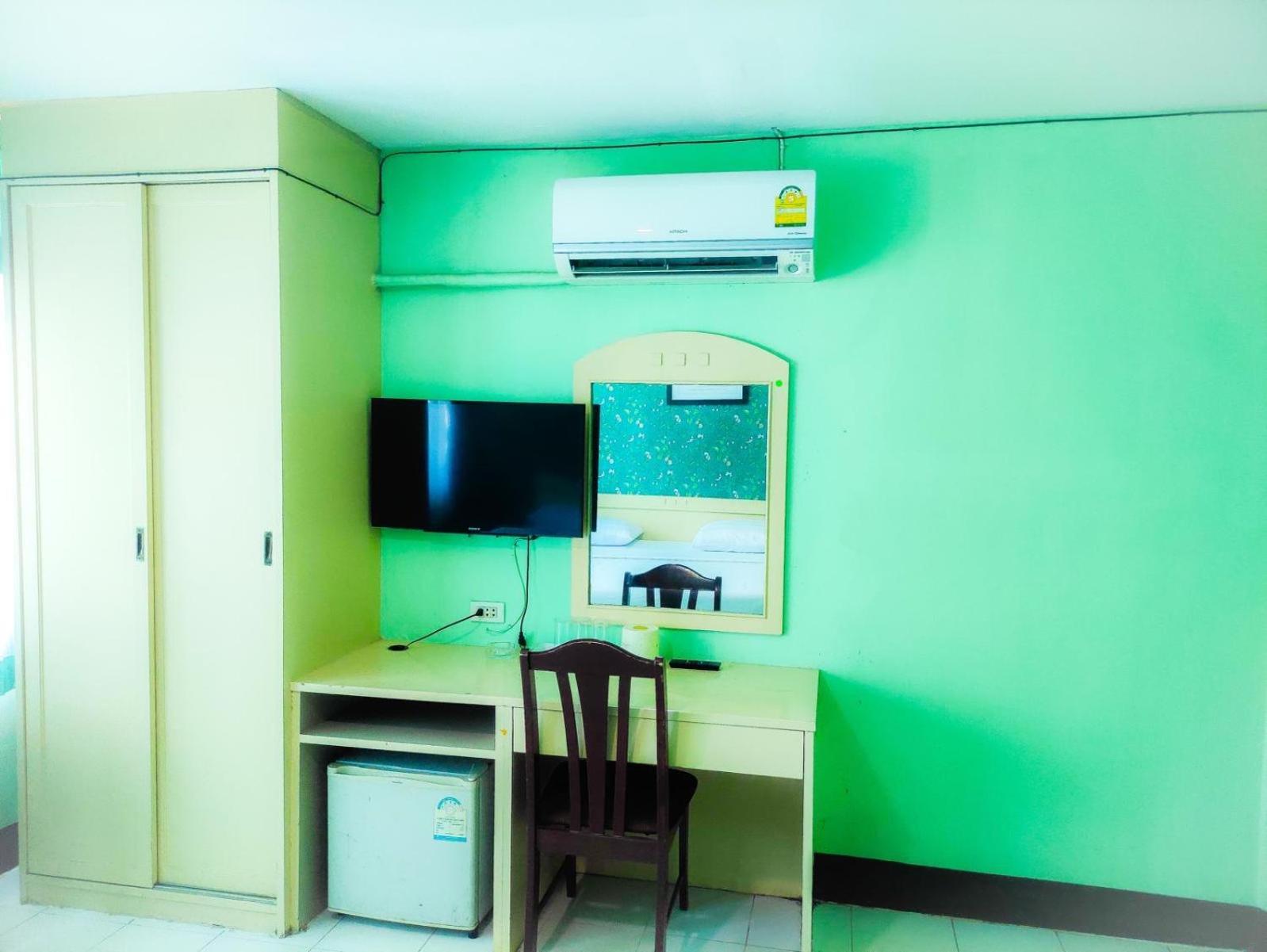 Woodlands Inn Bangkok Zewnętrze zdjęcie