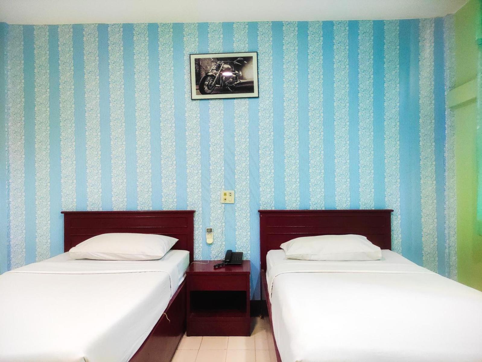 Woodlands Inn Bangkok Zewnętrze zdjęcie